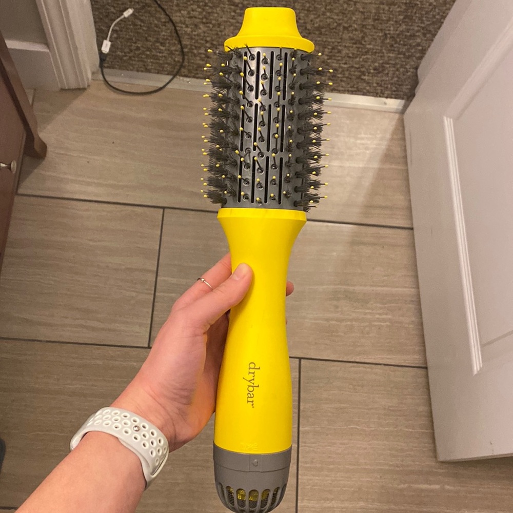 Drybar the double shot